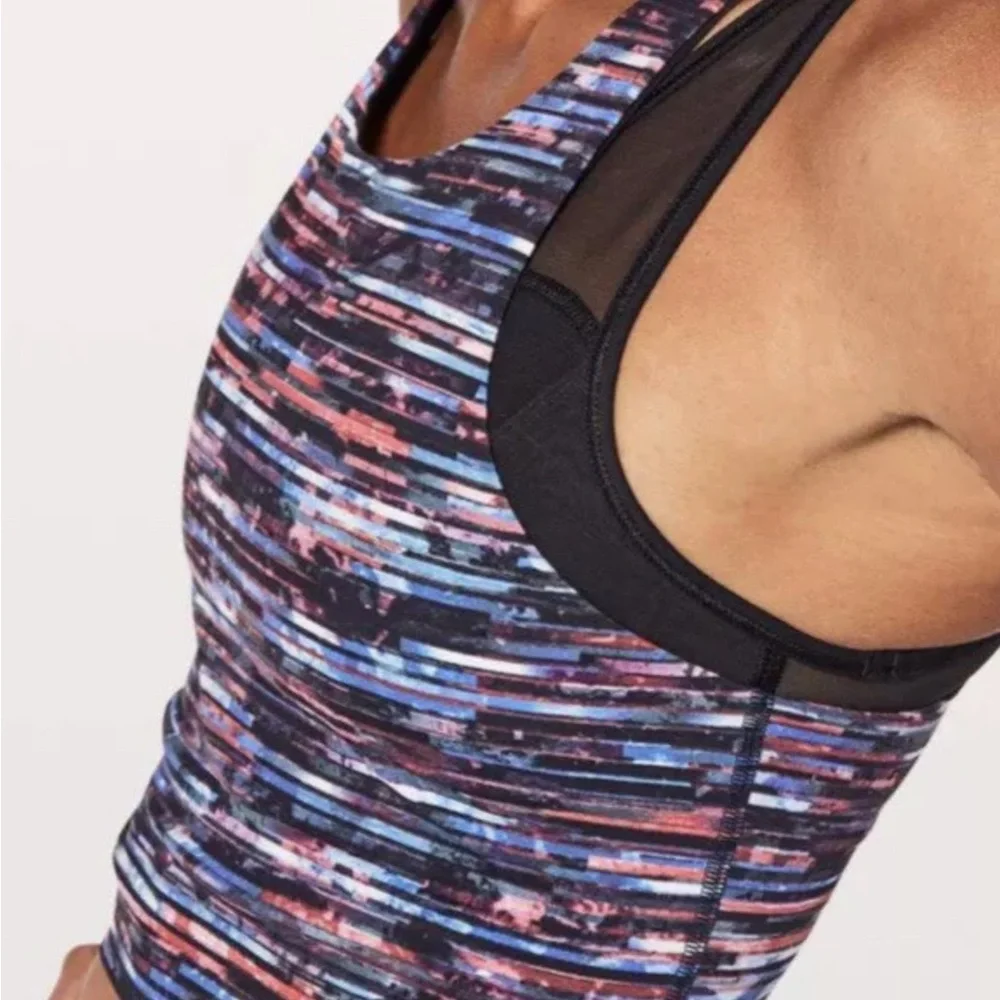 Lululemon break free tank Nulux hinshu alpine multi/black yoga athletic top Sz 6